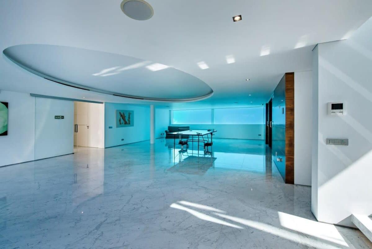 Holiday home Orla Deluxe Luxury With Geo-thermal Swimming Pool *