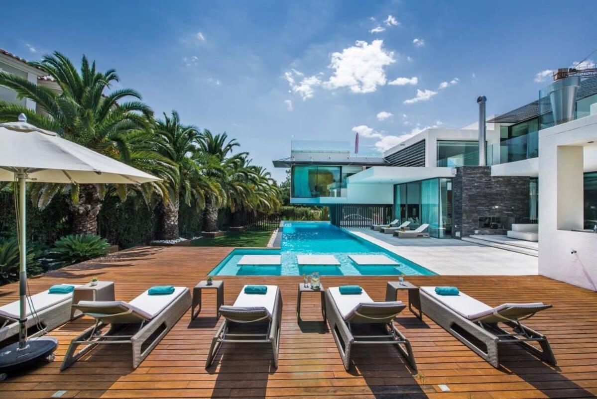 Orla Deluxe Luxury With Geo-thermal Swimming Pool