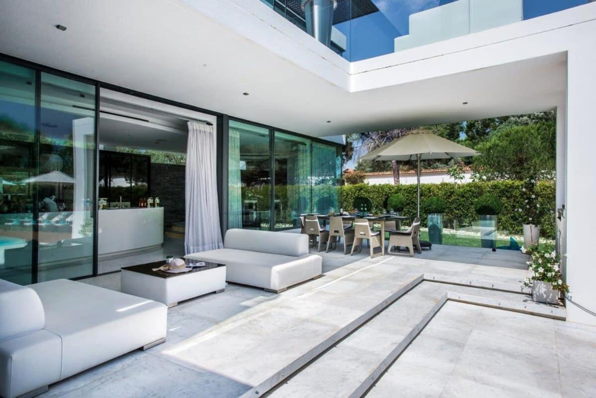 Orla Deluxe Luxury With Geo-thermal Swimming Pool *